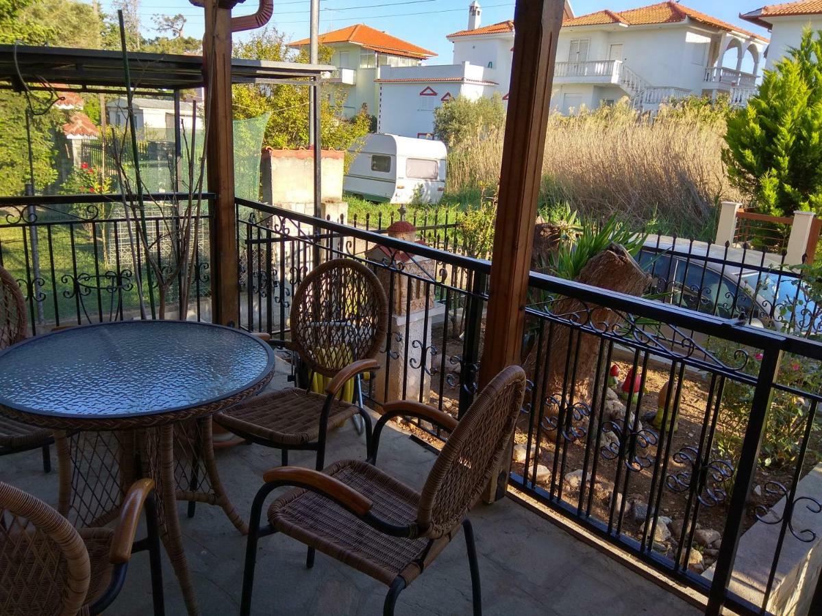 Family Seaside House In Mouries Villa Paralia Dionysiou Ngoại thất bức ảnh